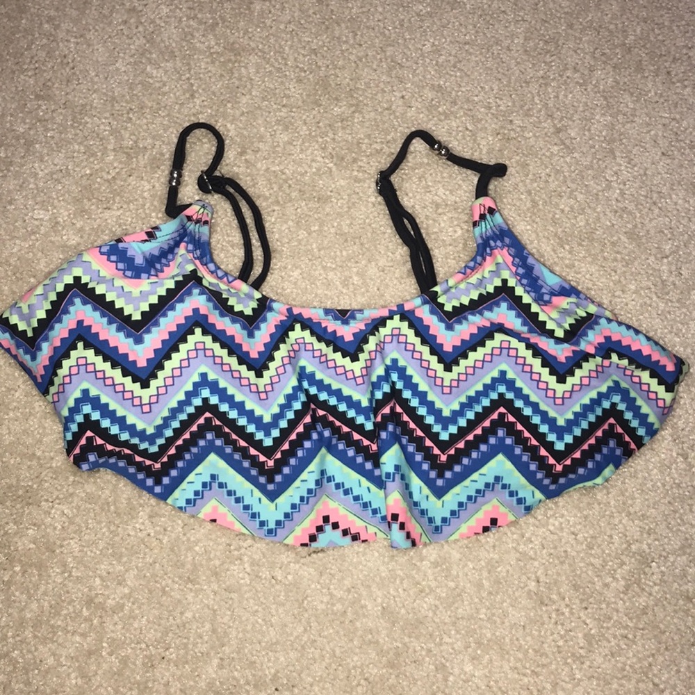 colorful zigzag ruffle swim top